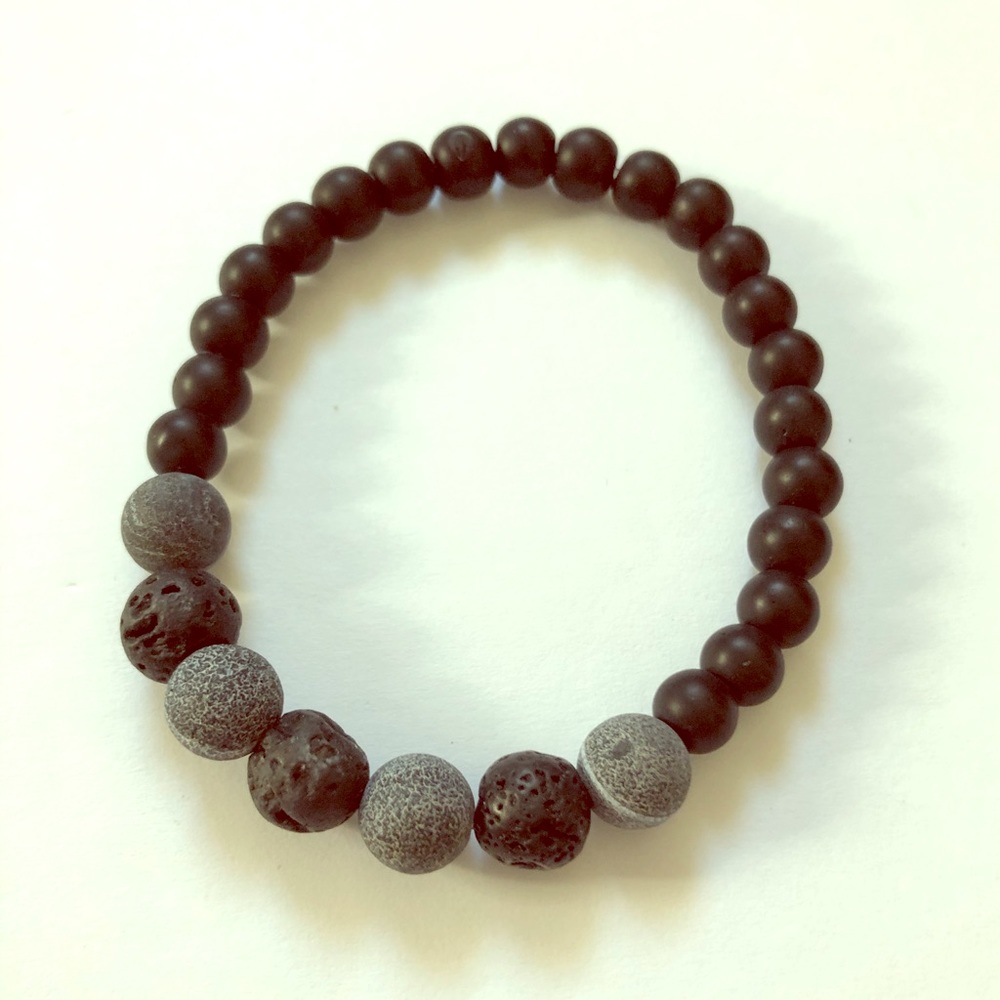 Oil Diffusing Bracelet - Picture 3 of 4
